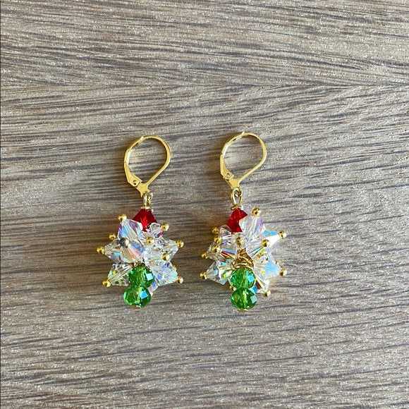 HAND CRAFTED CHRISTMAS CLUSTER PIERCED EARRINGS Clear Swarovski Crystals - Picture 6 of 14